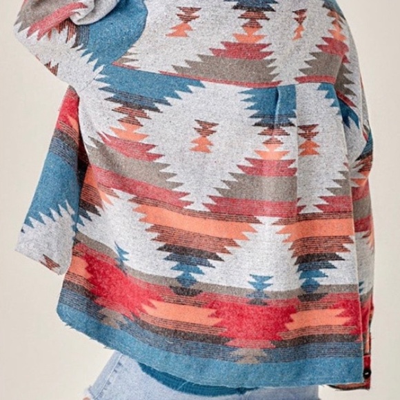 NEW! La Miel Women’s Southwestern Aztec Blanket Shacket Button Up Jacket - Picture 6 of 7